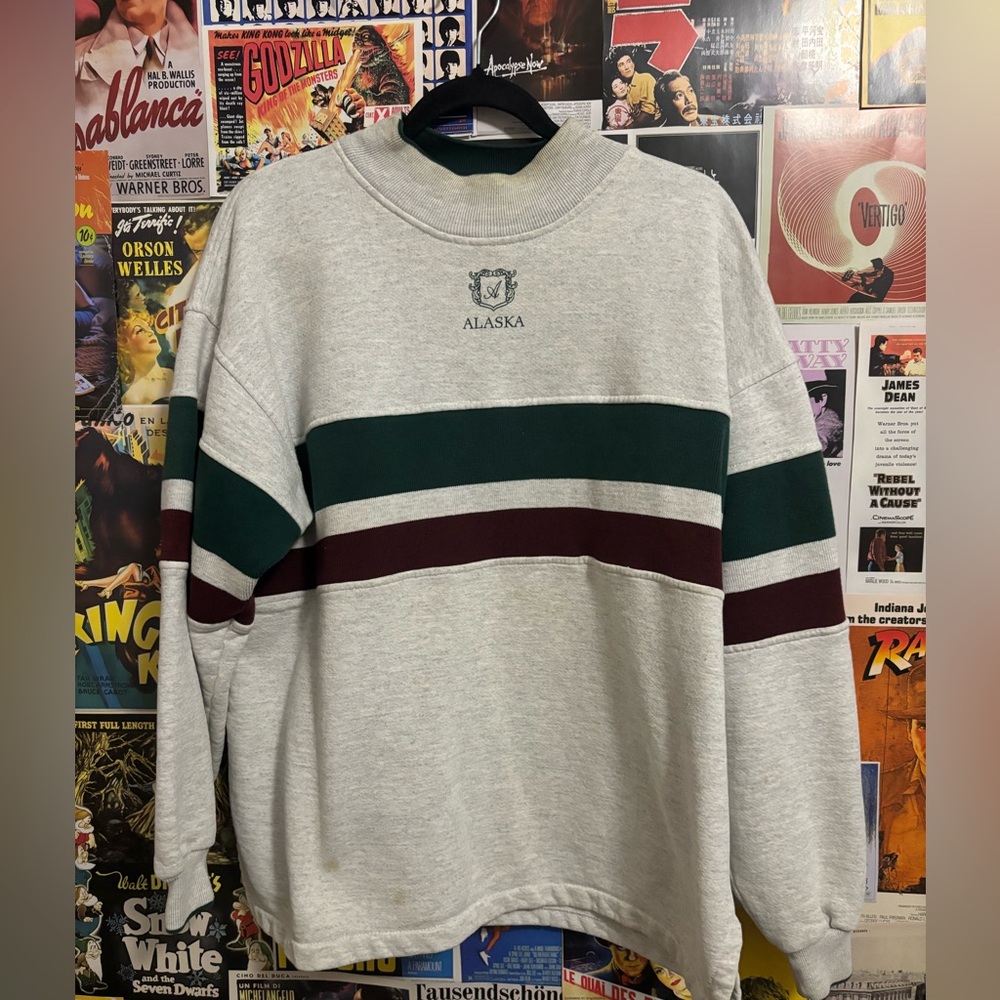 Vintage 80s Alaska sweatshirt